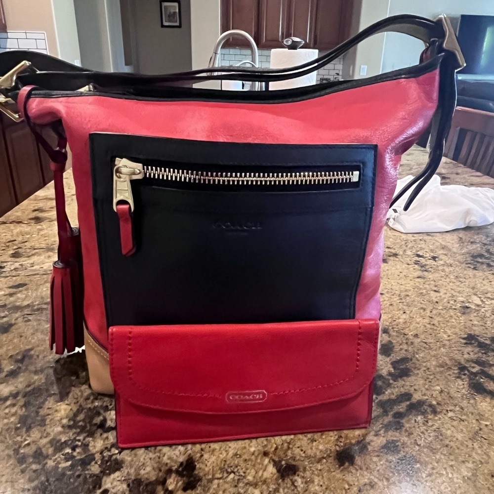 Coach Tricolor Bucket Bag with Wallet